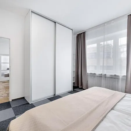 Princ Next To President Palace דירה ברטיסלאבה